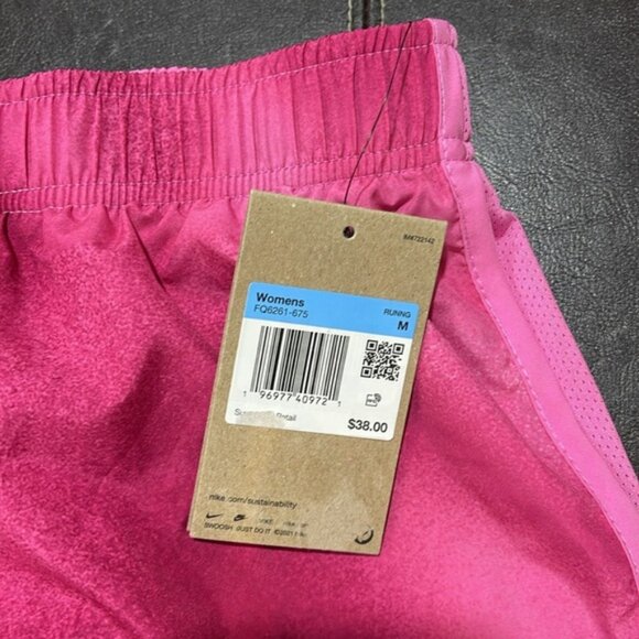 Nike Women's Dri-FIT Tempo Printed Running Shorts - Picture 7 of 11